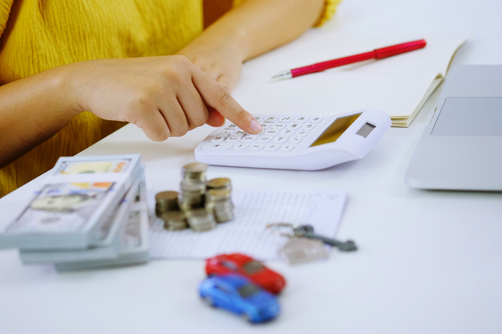 Building vs. Buying: Should LGBTQ+ Buyers Use a Construction Loan or Mortgage Loan?