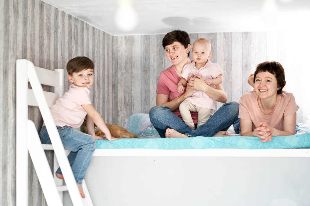 LGBTQ+ Parents Guide - Moving to a New City with Your Kids.