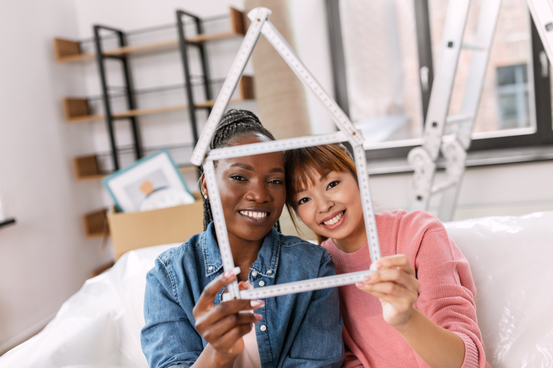 Moving In? Here’s How LGBTQ+ Buyers Can Check Out Schools, Local Spots, and Community Vibes Before Buying
